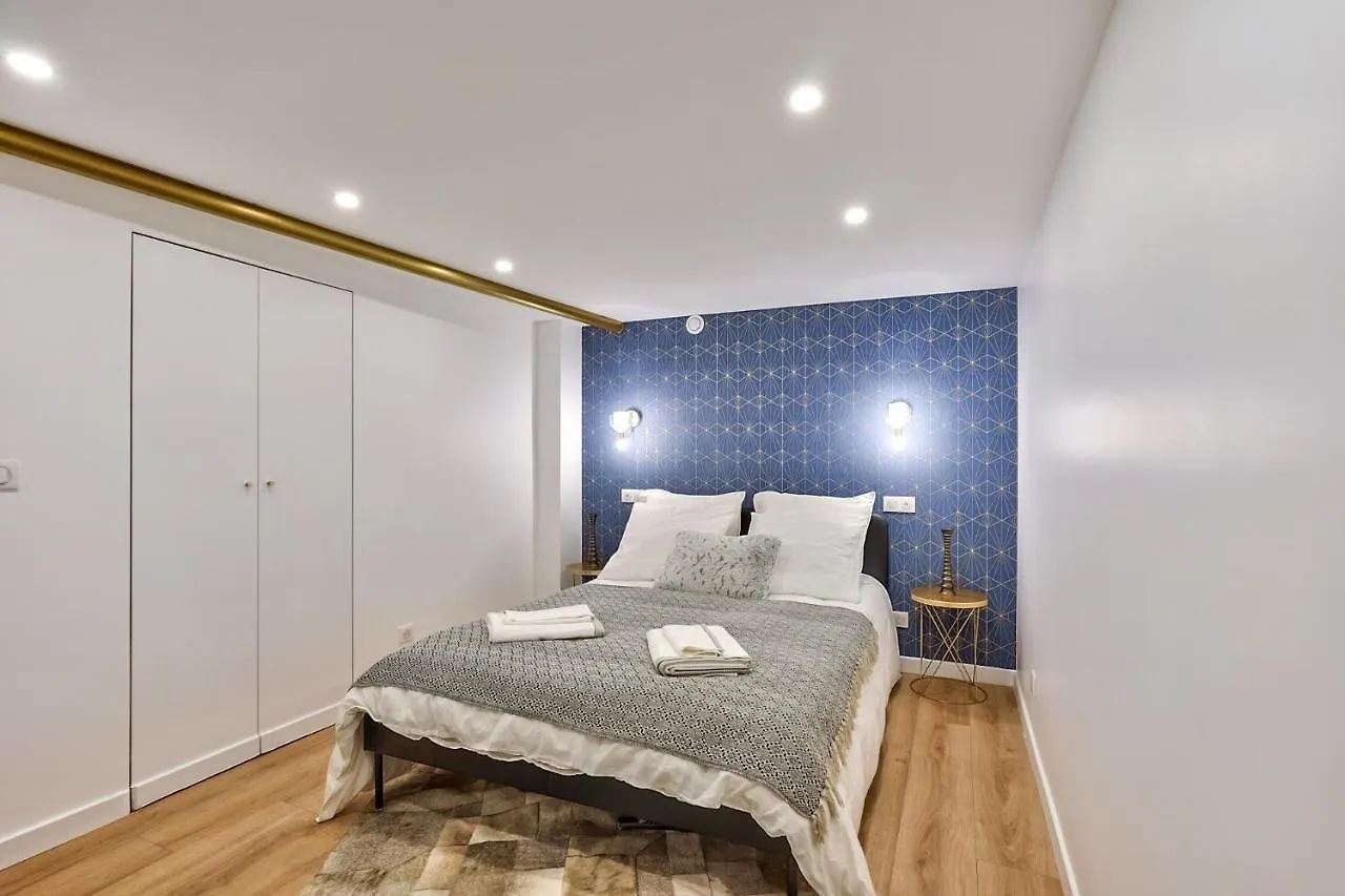 New ! Outstanding 2Br & 1Br Apt In Paris 15