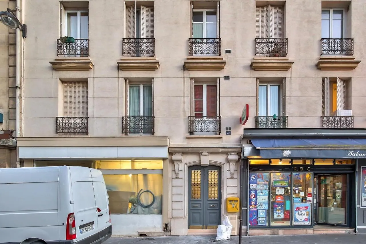 New ! Outstanding 2Br & 1Br Apt In Paris 15 0*,  フランス