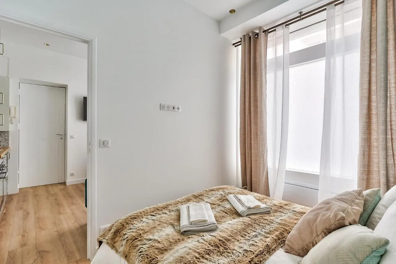 New ! Outstanding 2Br & 1Br Apt In Paris 15 アパート